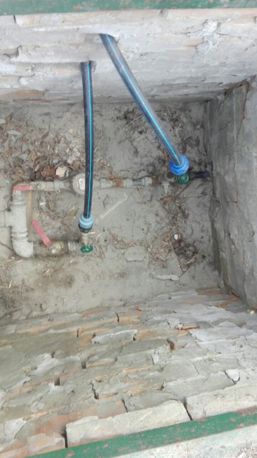 (FOTO) Oko 300 kilometara nelegalne vodovodne mreže u Novom Sadu